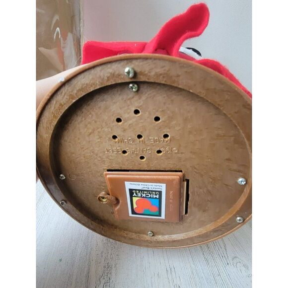 Santa's best Let's Twist Again Minnie Mouse animated motionette Xmas decor - Picture 12 of 13